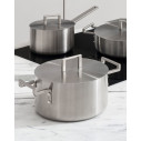Alessi DC105/16 Convivio Casseruola a manico lungo Ø 16 Induzione ambientazione