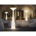 Divano Gumball ambientazione con Tebe lamp