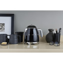 Mini Bollitore Smeg KLF05BLEU ambientazione